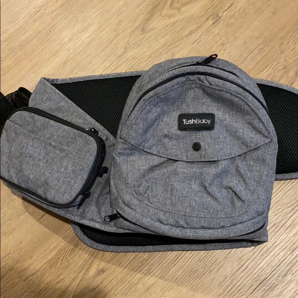 Tushbaby Baby carrier